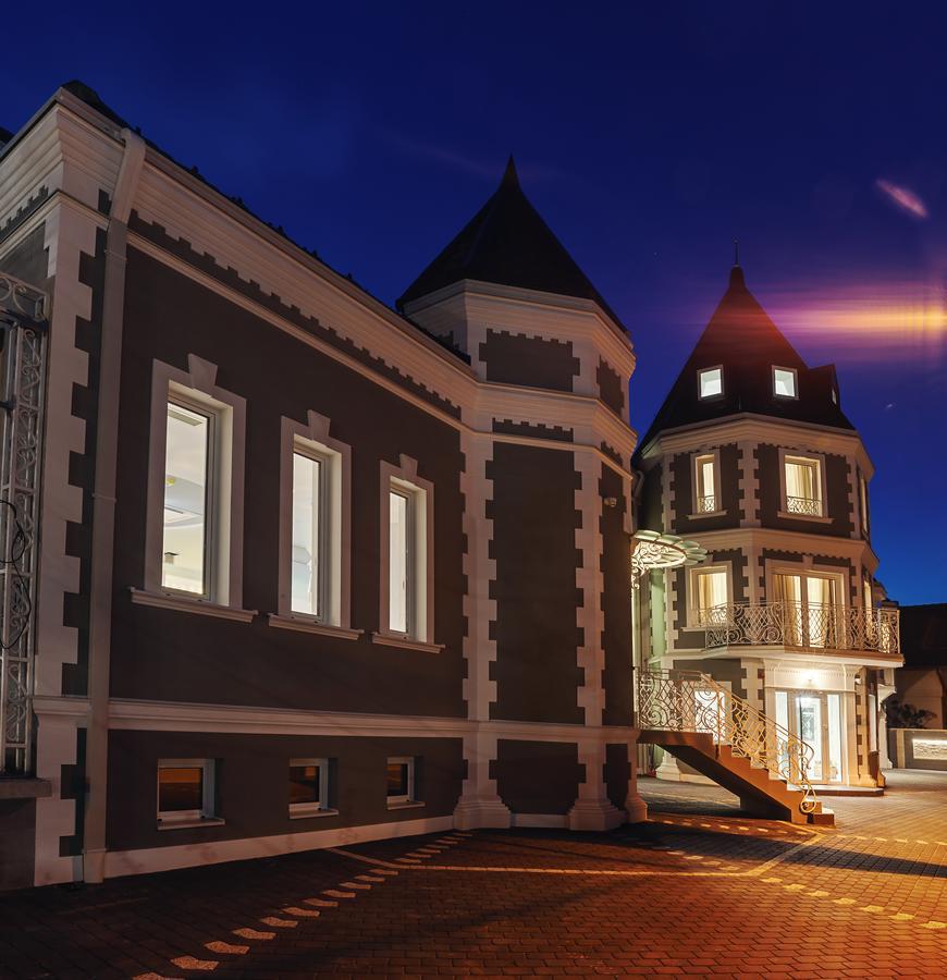 Castello Boutique Hotel Čačak Eksteriør bilde
