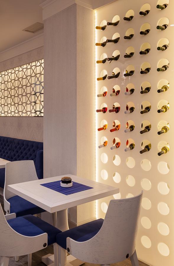 Castello Boutique Hotel Čačak Eksteriør bilde