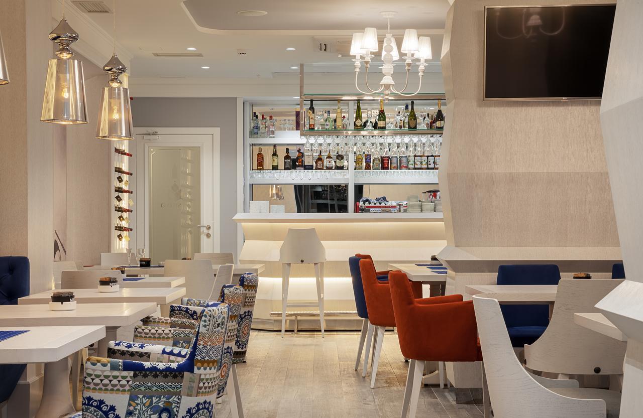Castello Boutique Hotel Čačak Eksteriør bilde